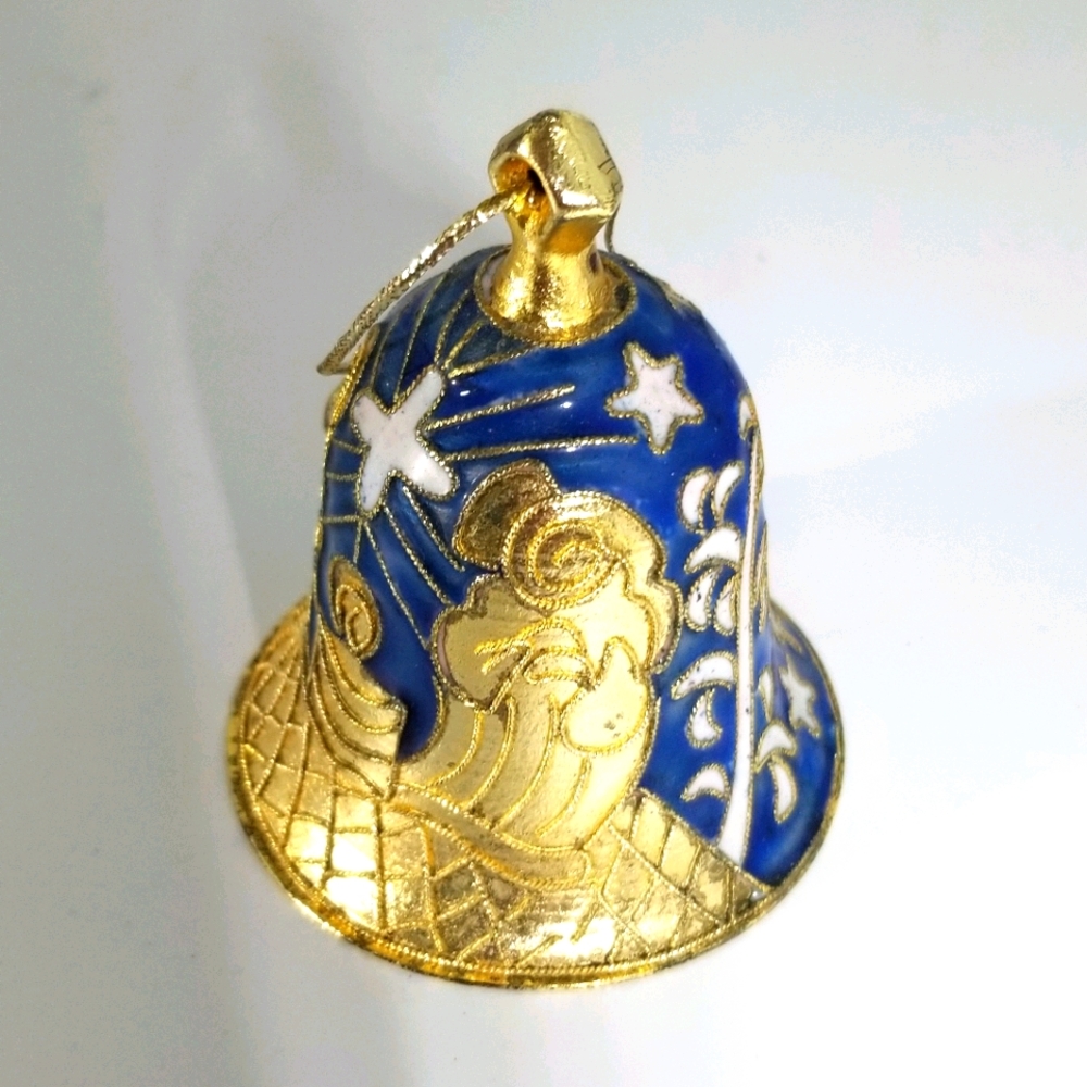 Beautiful Vintage Christmas bell